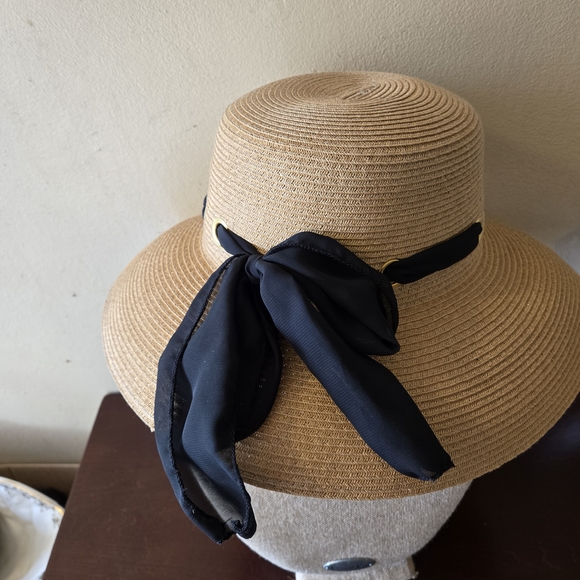 Accessories - Elegant Tan Sun Hat with Black Ribbon 100 % Paper